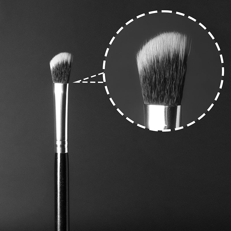 Angled Eyeshadow Brush T.D.C 06